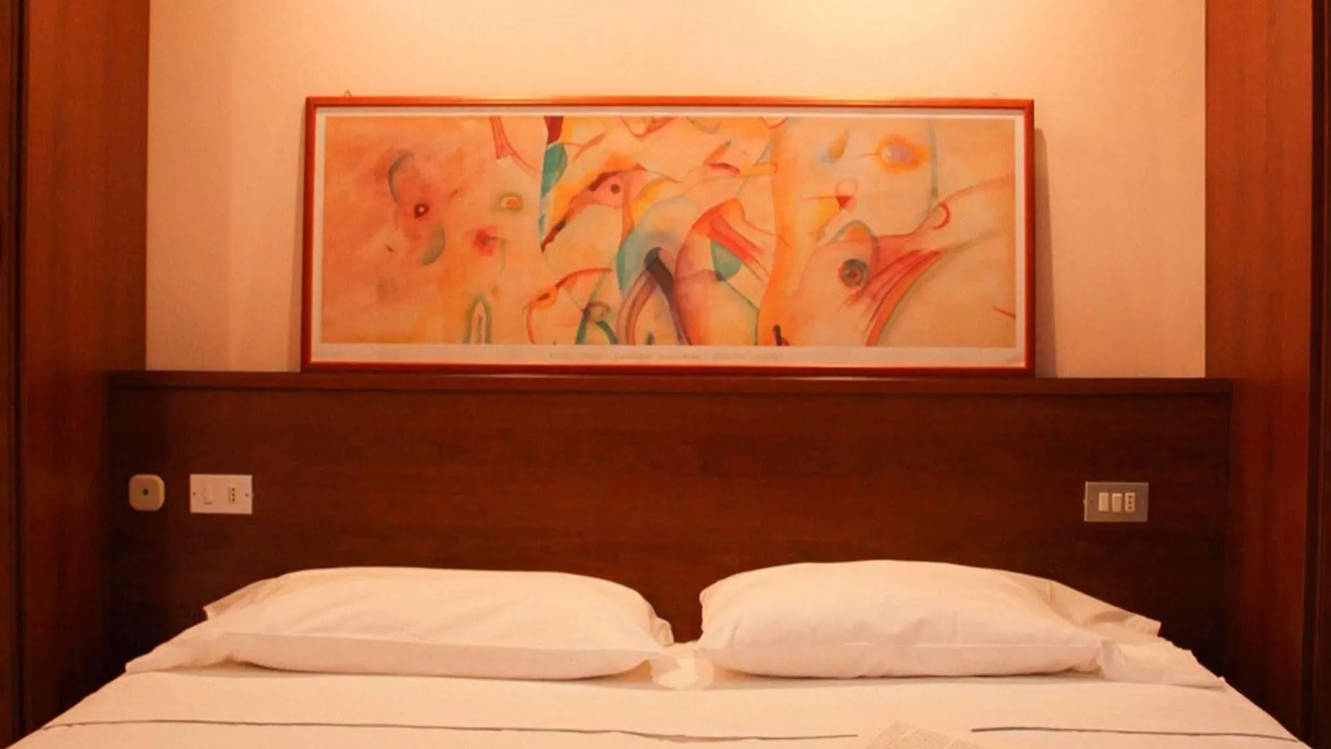 Residence Il Patio 切法卢 2*,