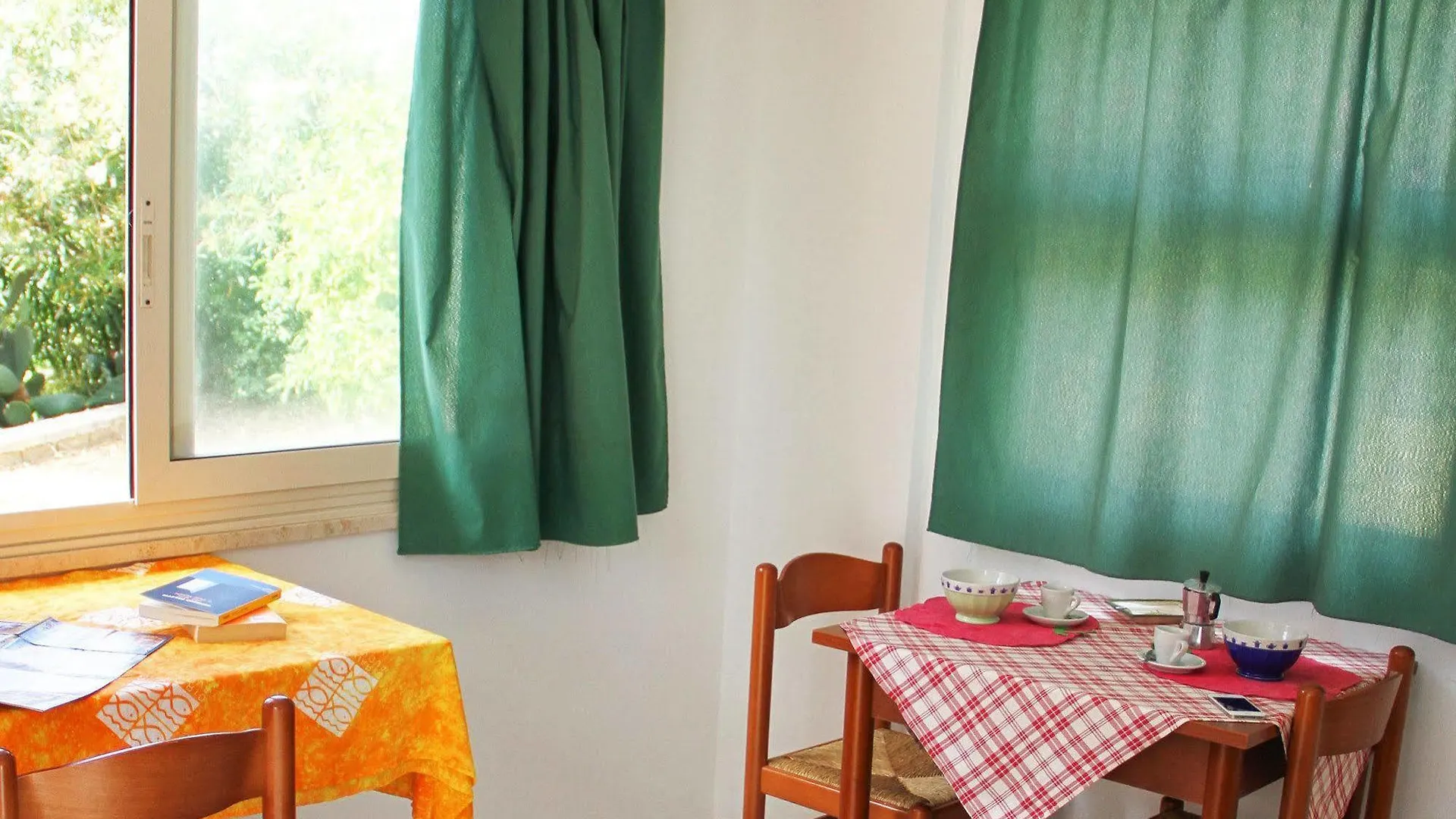 Residence Il Patio 切法卢 2*,